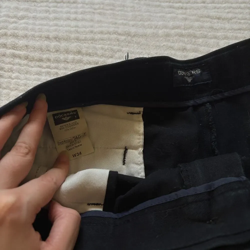 Vintage Men's 90's Dockers Short in Black